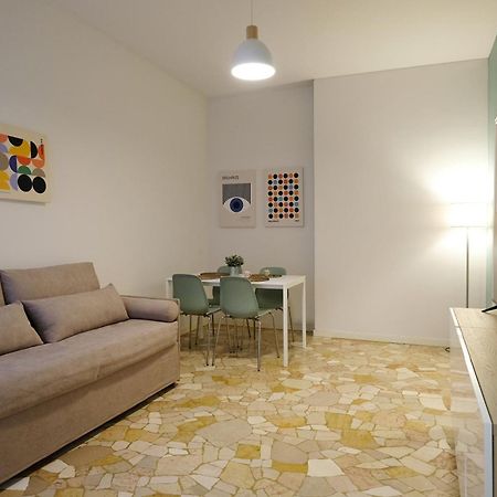Milano Navigli Apartment - Via Tortona Exteriör bild